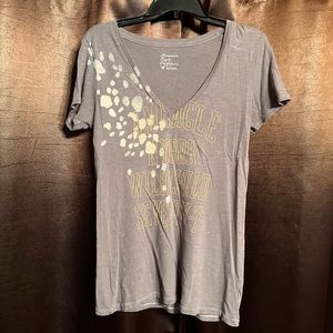 American Eagle large womens short sleeve shirt